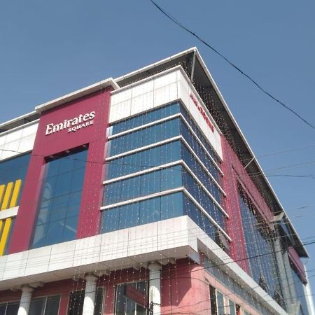 Emirates Residency Hotel Pudunagaram Екстериор снимка