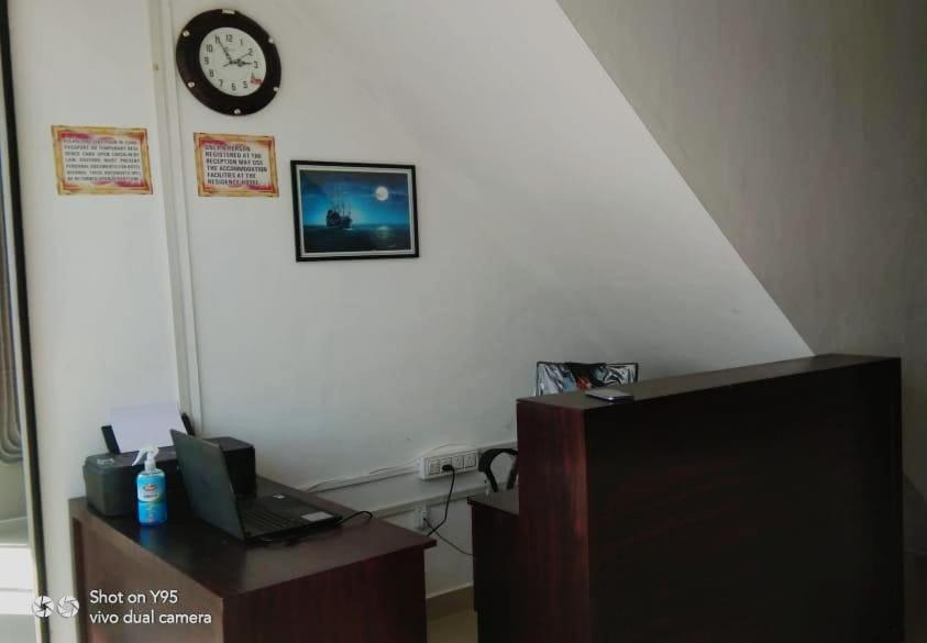 Emirates Residency Hotel Pudunagaram Екстериор снимка