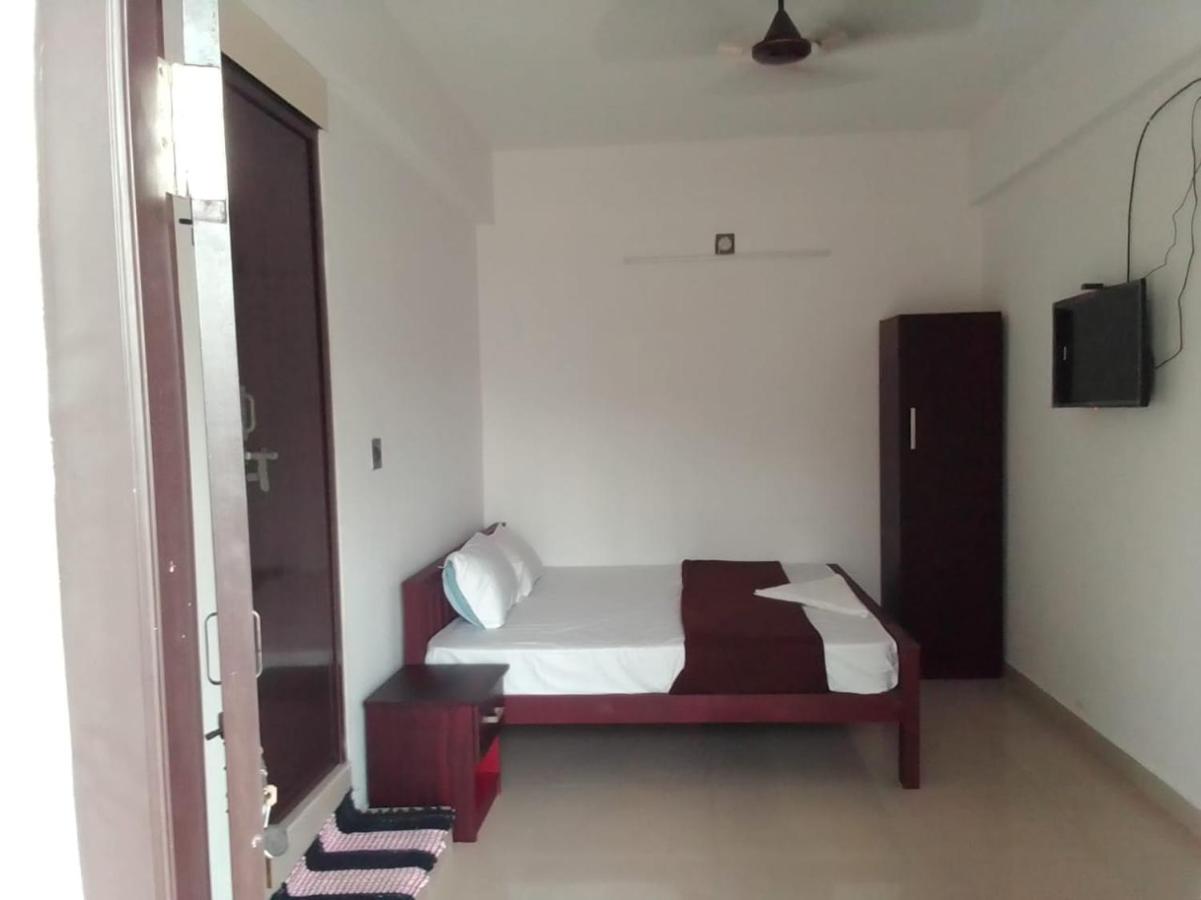 Emirates Residency Hotel Pudunagaram Екстериор снимка