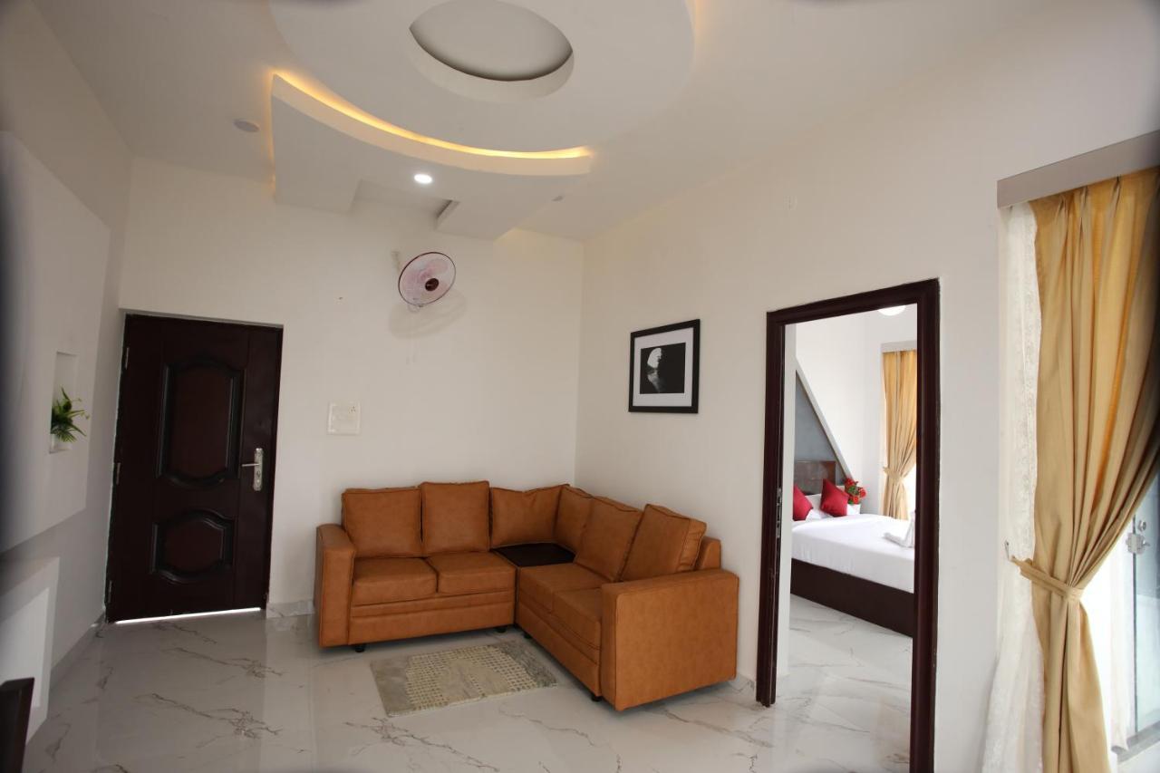 Emirates Residency Hotel Pudunagaram Екстериор снимка